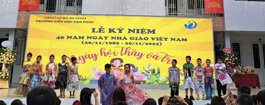 Tiết mục "Thời trang xanh" - Khối 4 - Ngày hội Thầy và Trò 2022