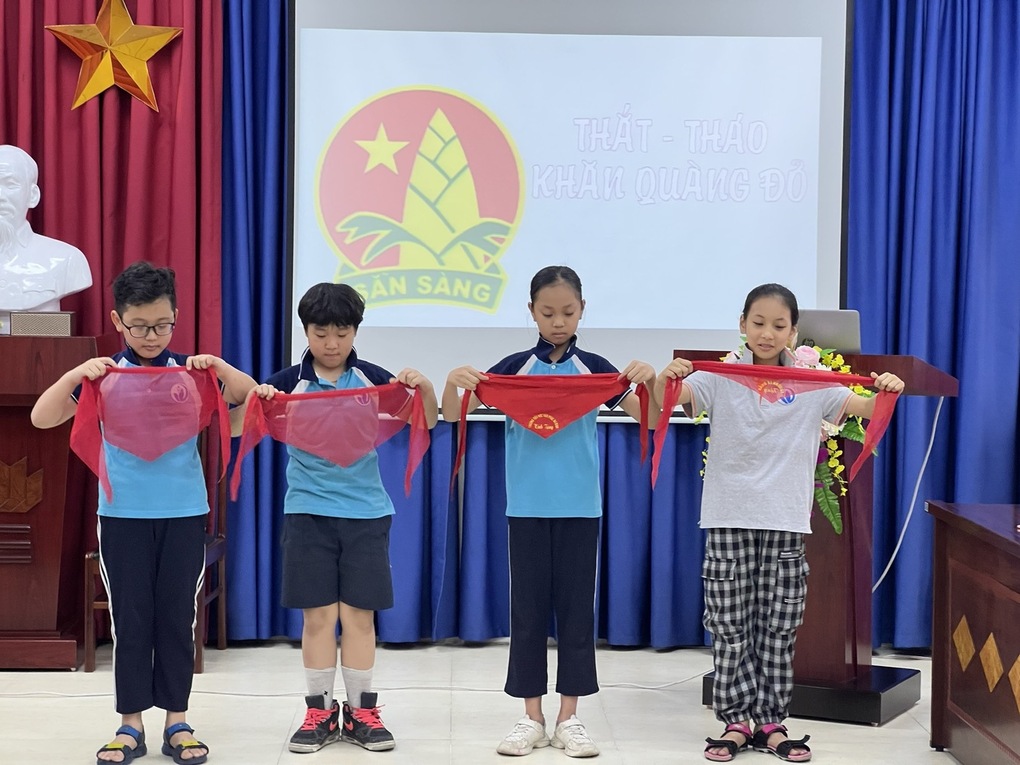 Liên đội Trường Tiểu học Vạn Phúc tổ chức tập huấn, bồi dưỡng dự bị Đội viên năm học 2022 – 2023