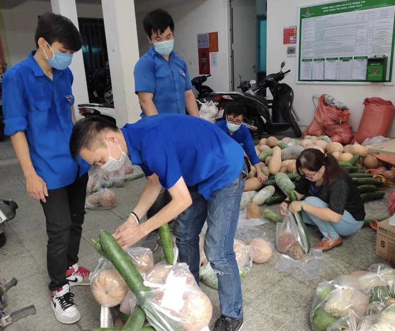 Ba Đình: Tiếp nhận yêu thương từ Nhân dân huyện Vị Xuyên, tỉnh Hà Giang