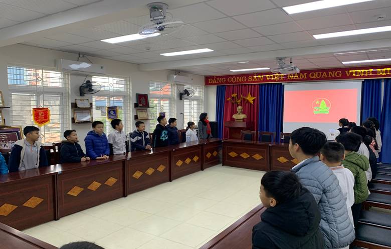 Các hoạt động chào mừng kỉ niệm 76 năm ngày thành lập Quân đội nhân dân Việt Nam của trường Tiểu học Vạn Phúc, Ba Đình