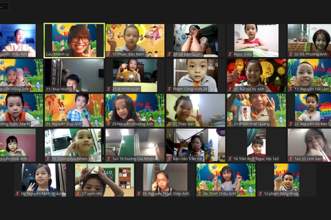 Tết Trung thu đặc biệt với các bạn "Dê con" lớp 1A3