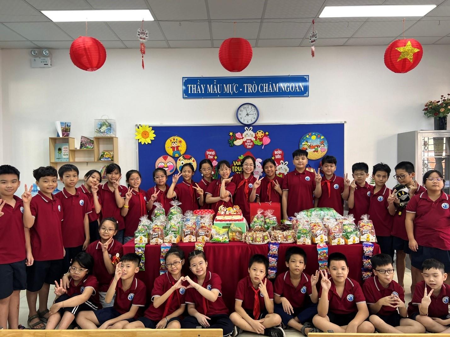 Vui Tết Trung thu của học sinh lớp 5A3