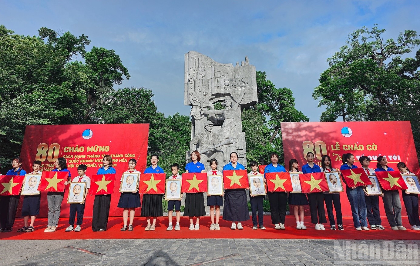 Lễ chào cờ đặc biệt khẳng định niềm tự hào 'Tôi yêu Tổ quốc tôi'