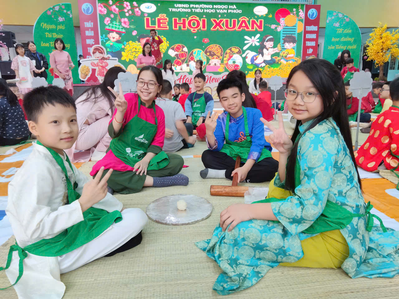 C:\Users\84356\Downloads\banh giay dep.jpg