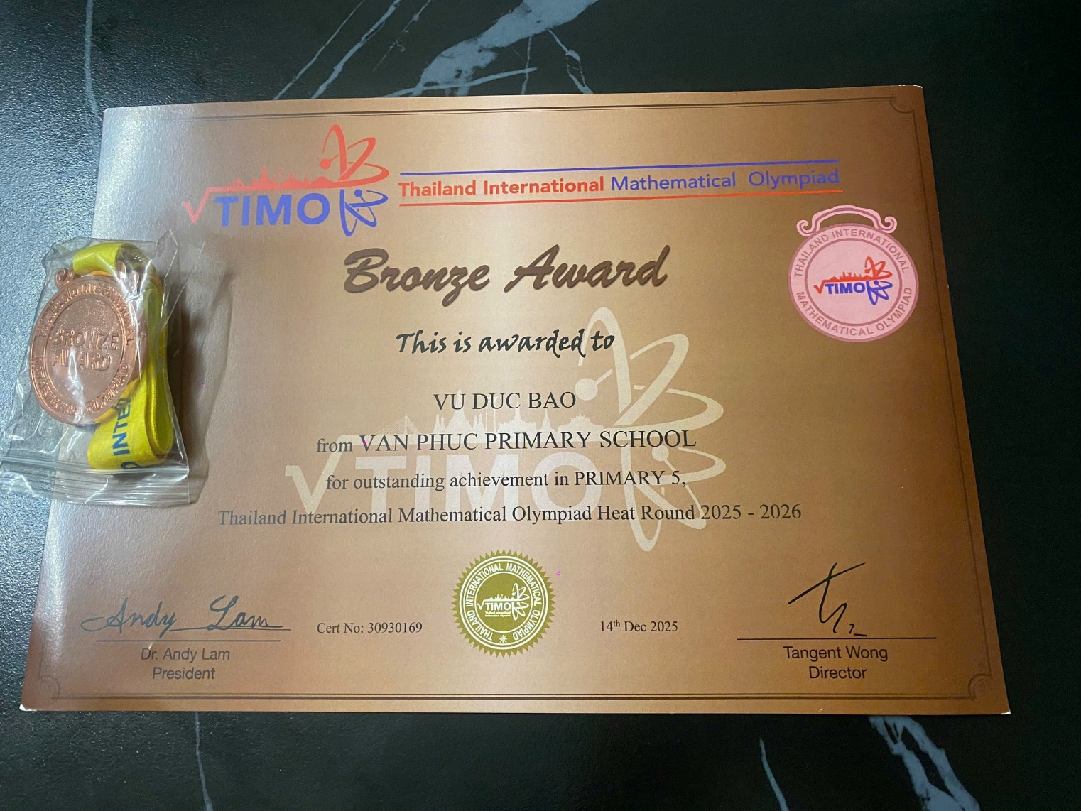 C:\Users\84356\Desktop\WEB\bảo timo.jpg
