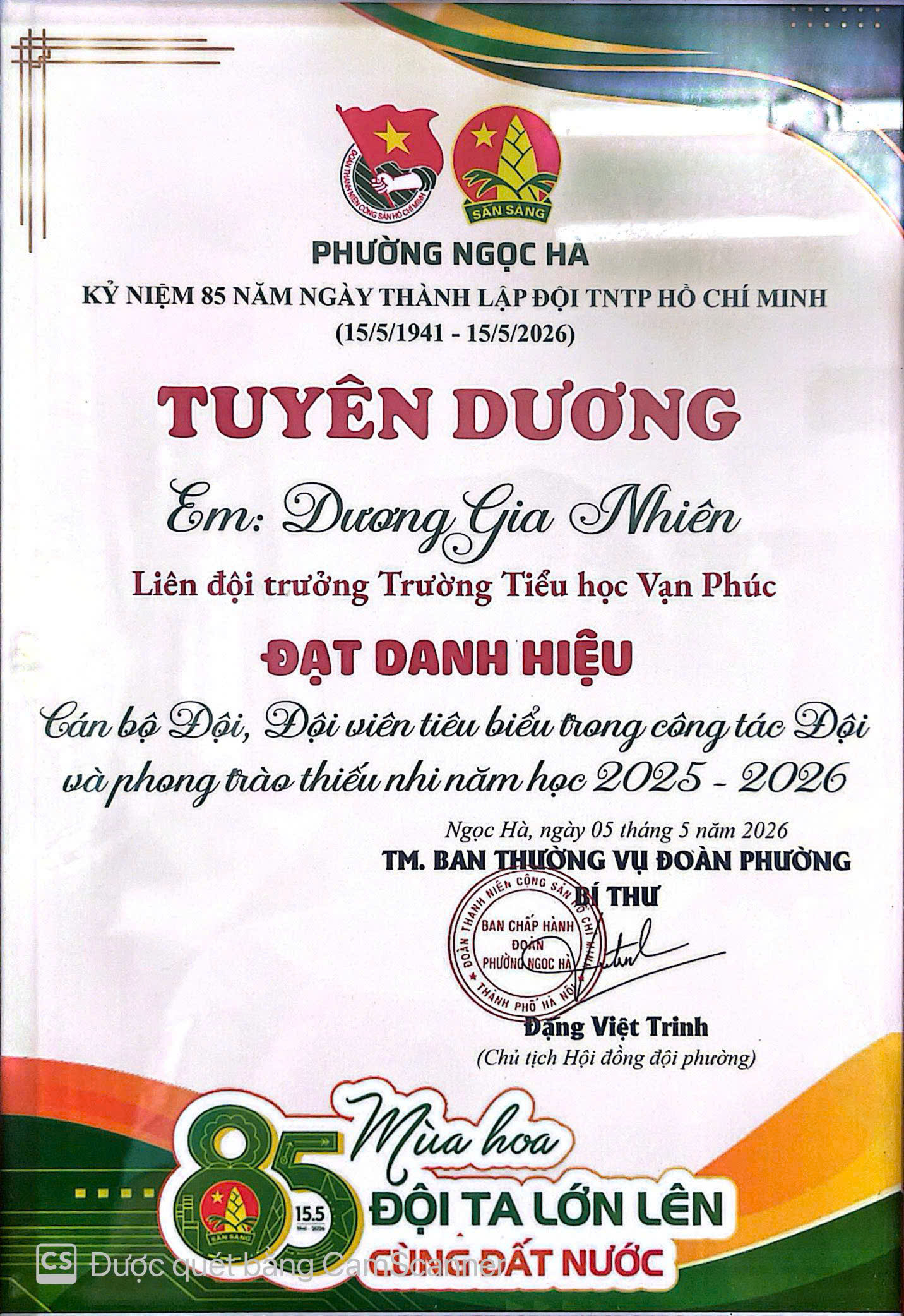 C:\Users\84356\Desktop\WEB\đội 2.jpg
