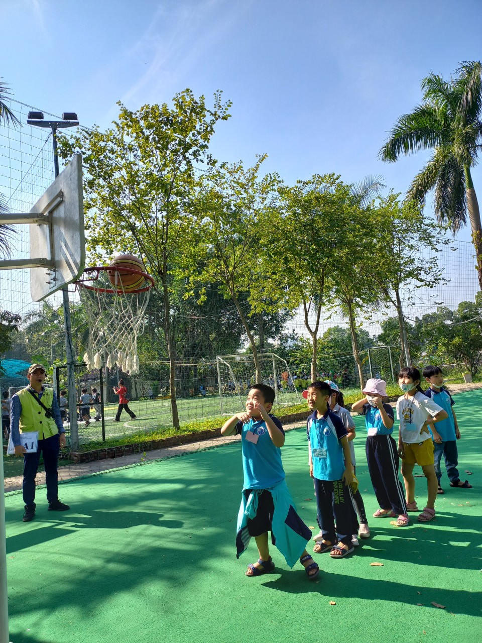 Hoạt động trải nghiệm lớp 2A1