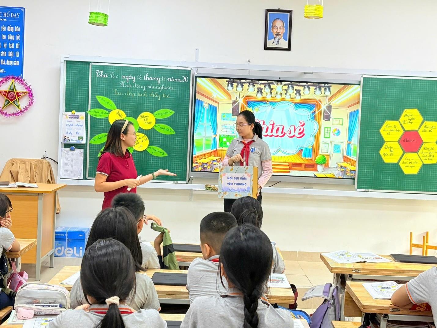 Hội giảng Chào mừng Ngày Nhà giáo Việt Nam 20/11 - Lớp 5A1 Gửi gắm Yêu Thương