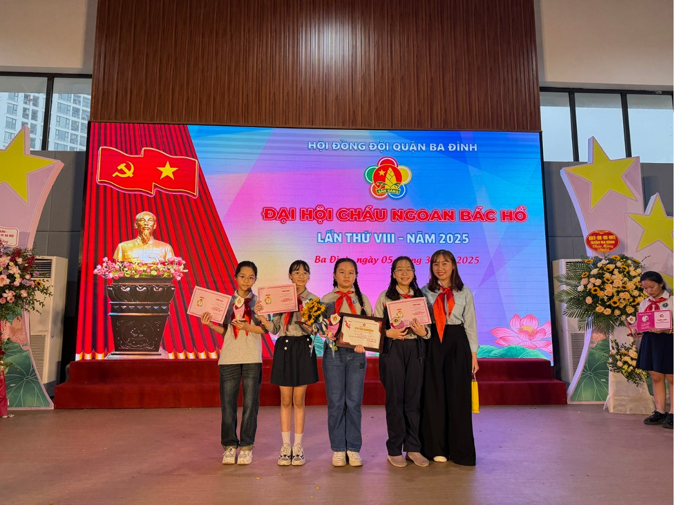 “Bốn bông hoa xinh đẹp - làm nghìn việc tốt” của Trường Tiểu học Vạn Phúc toả sáng tại Đại hội Cháu ngoan Bác Hồ lần thứ VIII Quận Ba Đình