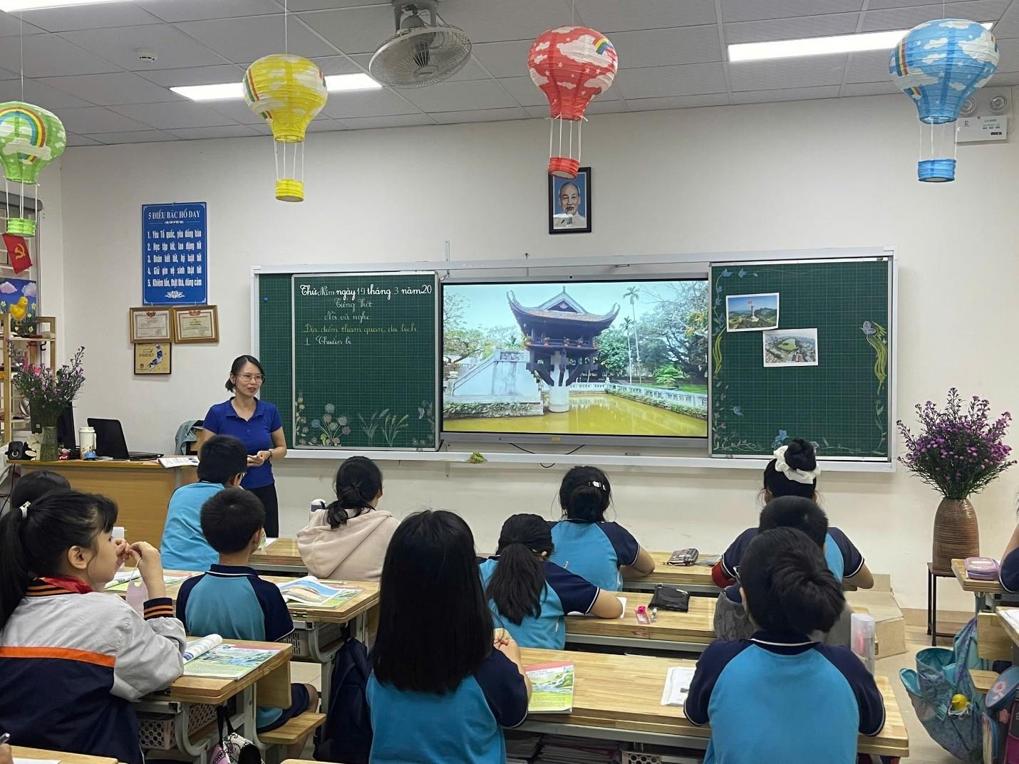 HÀNH TRÌNH KHÁM PHÁ VIỆT NAM QUA MÀN ẢNH NHỎ LỚP 5A1