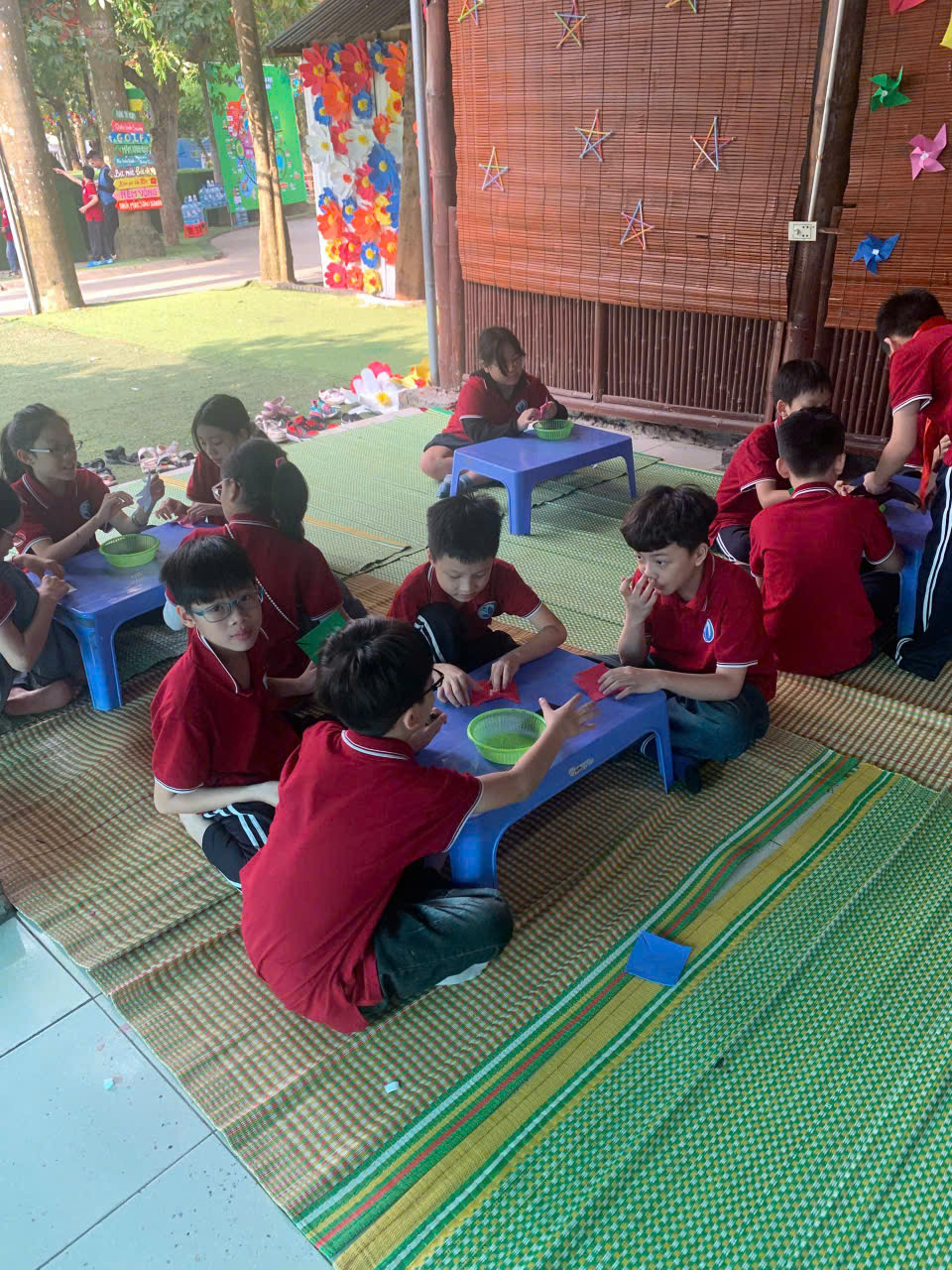 C:\Users\Techsi.vn\Desktop\ẢNH TQ\z7256176807770_5045d93bbedd096ca978a28b31274c59.jpg