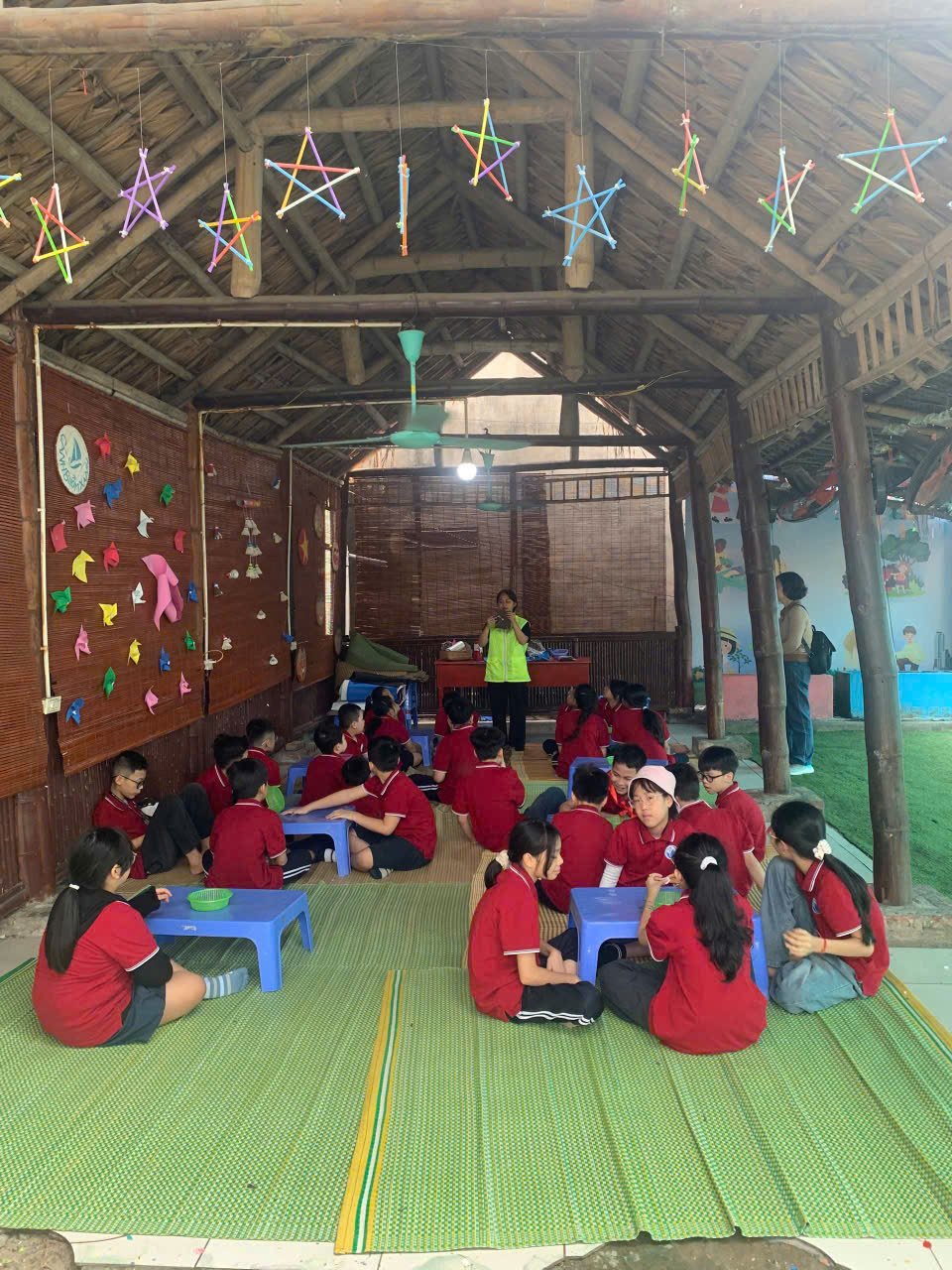 C:\Users\Techsi.vn\Desktop\ẢNH TQ\z7256176803276_d9aec3ea550b19a7da9c94049ea2423f.jpg