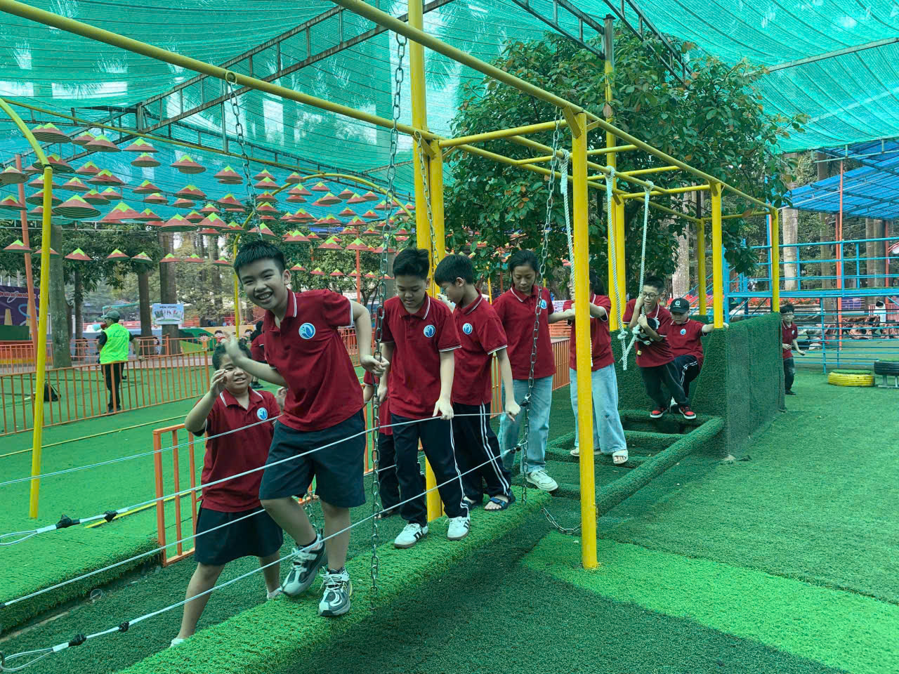 C:\Users\Techsi.vn\Desktop\ẢNH TQ\z7256176754068_c38575b0c780f57b9b0d11a39edae123.jpg