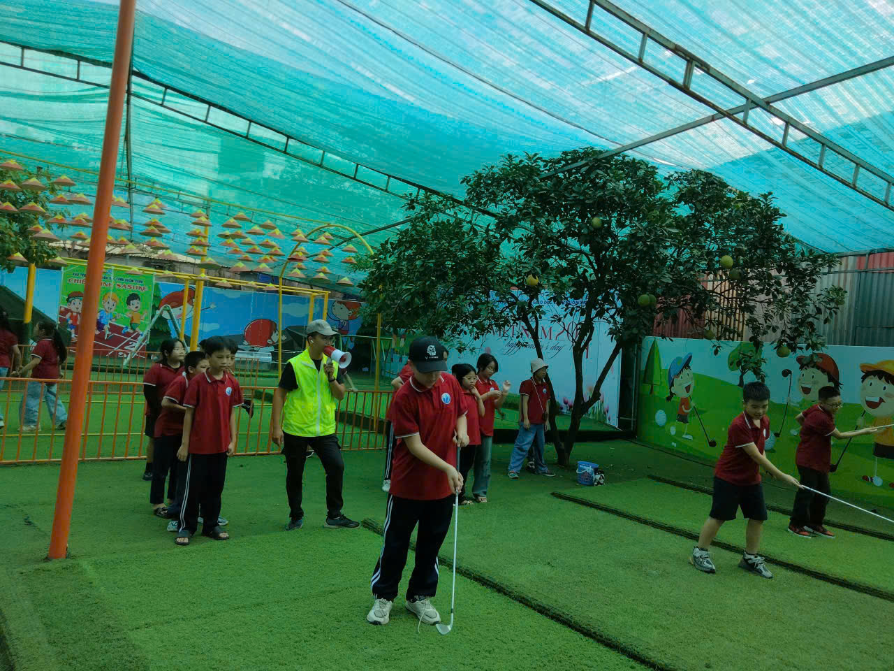 C:\Users\Techsi.vn\Desktop\ẢNH TQ\z7256176770862_bec9e80ba8416f6d93b9f204f4323824.jpg